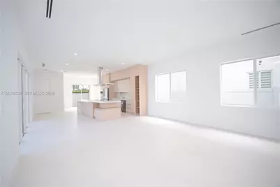 10381 NW 67th Ter, Doral, FL 33178 - Photo 10