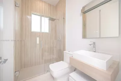 10381 NW 67th Ter, Doral, FL 33178 - Photo 34