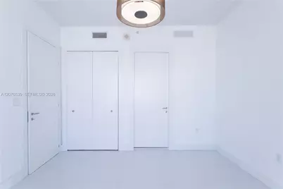 200 Biscayne Blvd Wy #4512, Miami, FL 33131 - Photo 12