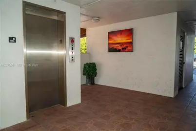 854 NW 87th Ave #405, Miami, FL 33172 - Photo 1