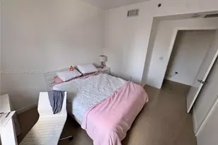 1060 Brickell Ave, Miami, FL 33131 - Photo 6