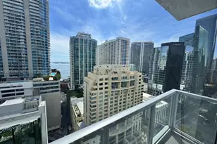 1060 Brickell Ave, Miami, FL 33131 - Photo 10