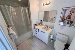 1060 Brickell Ave, Miami, FL 33131 - Photo 8