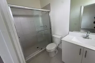 519 NE 208th Terrace, Miami, FL 33179 - Photo 20