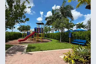 519 NE 208th Ter, Miami, FL 33179 - Photo 34