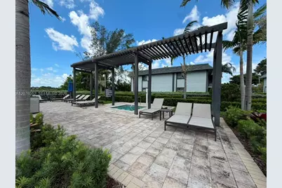 519 NE 208th Ter, Miami, FL 33179 - Photo 30