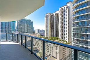 45 SW 9th St, Miami, FL 33130 - Photo 2