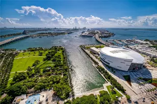 900 Biscayne Blvd, Miami, FL 33132 - Photo 1