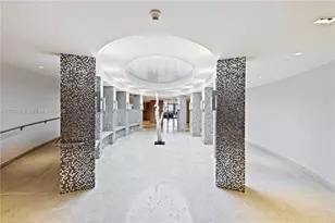 900 Biscayne Blvd, Miami, FL 33132 - Photo 22