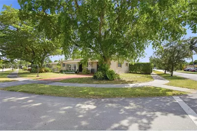 20510 Jacaranda Rd, Cutler Bay, FL 33189 - Photo 4