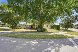 20510 Jacaranda Rd, Cutler Bay, FL 33189 - Photo 4