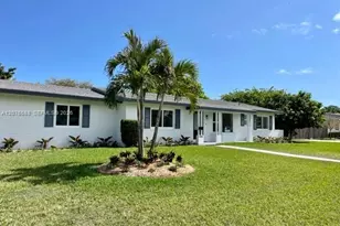 17051 SW 85th Ave, Palmetto Bay, FL 33157 - Photo 1