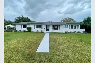 17051 SW 85th Ave, Palmetto Bay, FL 33157 - Photo 2
