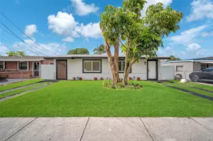 2572 NW 20th St, Fort Lauderdale, FL 33311 - Photo 1