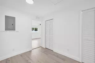 2572 NW 20th St, Fort Lauderdale, FL 33311 - Photo 22