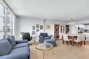 4101 Pine Tree Dr, Miami Beach, FL 33140 - Photo 36