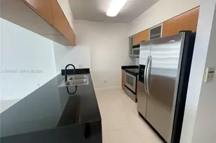 1750 N Bayshore Dr, Miami, FL 33132 - Photo 12