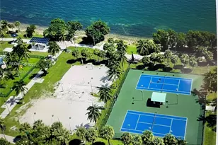 1750 N Bayshore Dr, Miami, FL 33132 - Photo 1