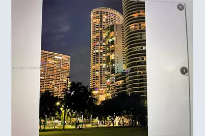 1750 N Bayshore Dr #3403, Miami, FL 33132 - Photo 2