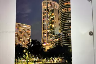 1750 N Bayshore Dr, Miami, FL 33132 - Photo 2