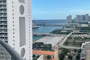 1750 N Bayshore Dr, Miami, FL 33132 - Photo 12