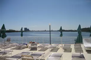 300 Bayview Dr, Sunny Isles Beach, FL 33160 - Photo 16