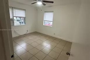 409 SW 4th Terrace, Hallandale Beach, FL 33009 - Photo 2