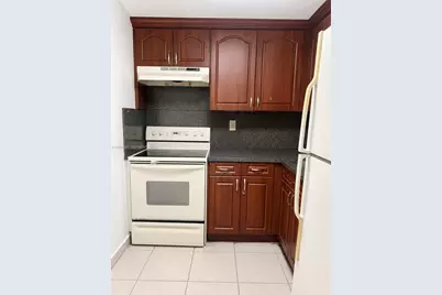 666 W 81st St #103, Hialeah, FL 33014 - Photo 2