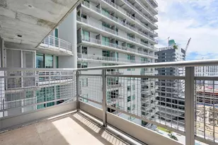 690 SW 1st Ct, Miami, FL 33130 - Photo 8
