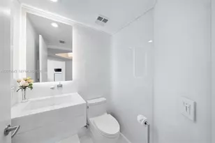2711 S Ocean Dr, Hollywood, FL 33019 - Photo 46