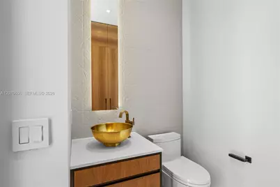 5875 Collins Ave #401, Miami Beach, FL 33140 - Photo 28