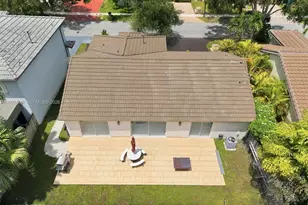 19181 NW 89th Ave, Hialeah, FL 33018 - Photo 2