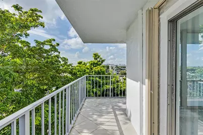 1625 SE 10th Ave #501, Fort Lauderdale, FL 33316 - Photo 10