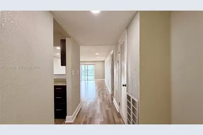879 NE 195th St #425, Miami, FL 33179 - Photo 2