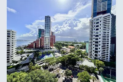 1450 Brickell Bay Dr #1410, Miami, FL 33131 - Photo 2