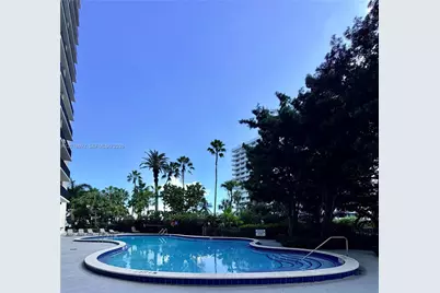 1450 Brickell Bay Dr #1410, Miami, FL 33131 - Photo 18