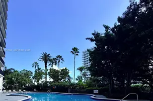 1450 Brickell Bay Dr, Miami, FL 33131 - Photo 18
