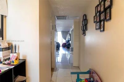 1541 NW 113th Ave, Pembroke Pines, FL 33026 - Photo 12