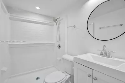 4511 Treehouse Ln #B, Tamarac, FL 33319 - Photo 14