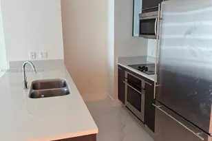 500 Brickell Ave, Miami, FL 33131 - Photo 8