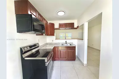 1711 Fillmore St #510, Hollywood, FL 33020 - Photo 2
