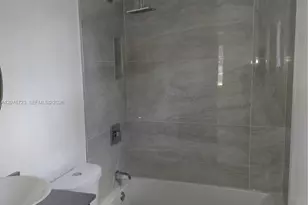 300 S Biscayne River Dr, Miami, FL 33169 - Photo 36