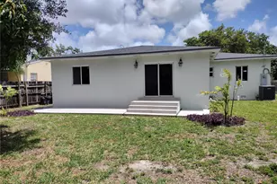 300 S Biscayne River Dr, Miami, FL 33169 - Photo 24
