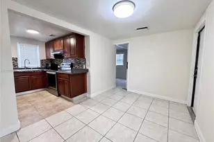 719 Glenn Pkwy, Hollywood, FL 33021 - Photo 4