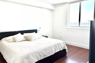 275 NE 18th St, Miami, FL 33132 - Photo 30