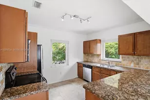8975 Froude Ave, Surfside, FL 33154 - Photo 6