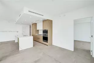 2411 Laguna Cir, North Miami, FL 33181 - Photo 24