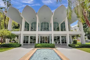 496 NW 165th St Rd, Miami, FL 33169 - Photo 1