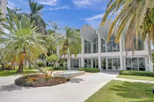 496 NW 165th St Rd, Miami, FL 33169 - Photo 16