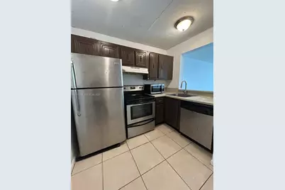 496 NW 165th St Rd #D-310, Miami, FL 33169 - Photo 4